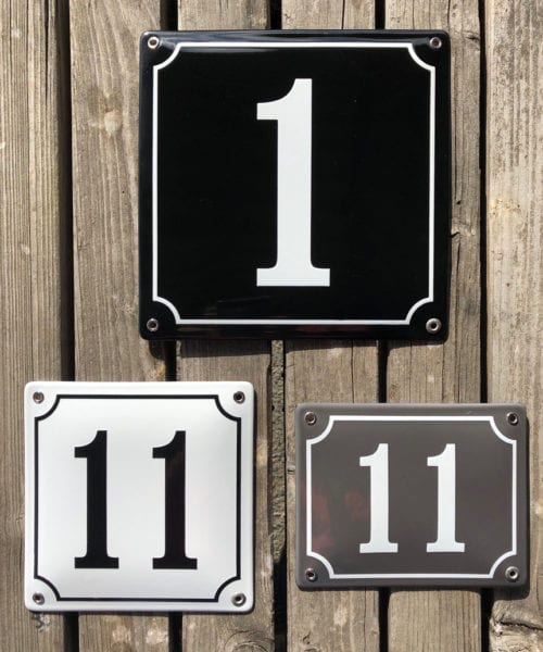 Ett, etta, ettor på husnummerskyltar