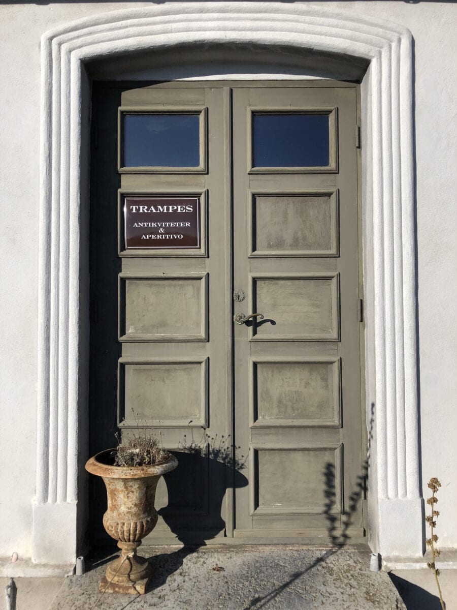 Namnskylt-specialstorlek-trampes