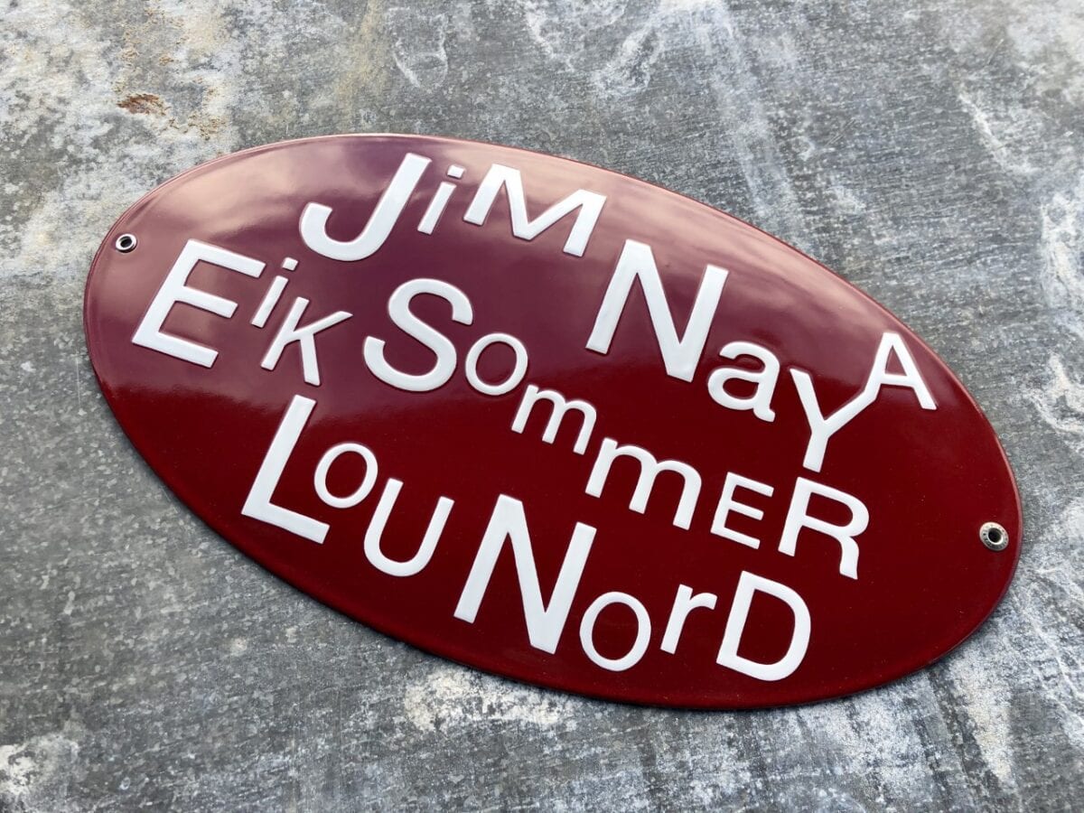 oval-namnskylt-special